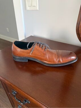 Kenneth Cole Tan Brown Leather Cap-Toe Derby